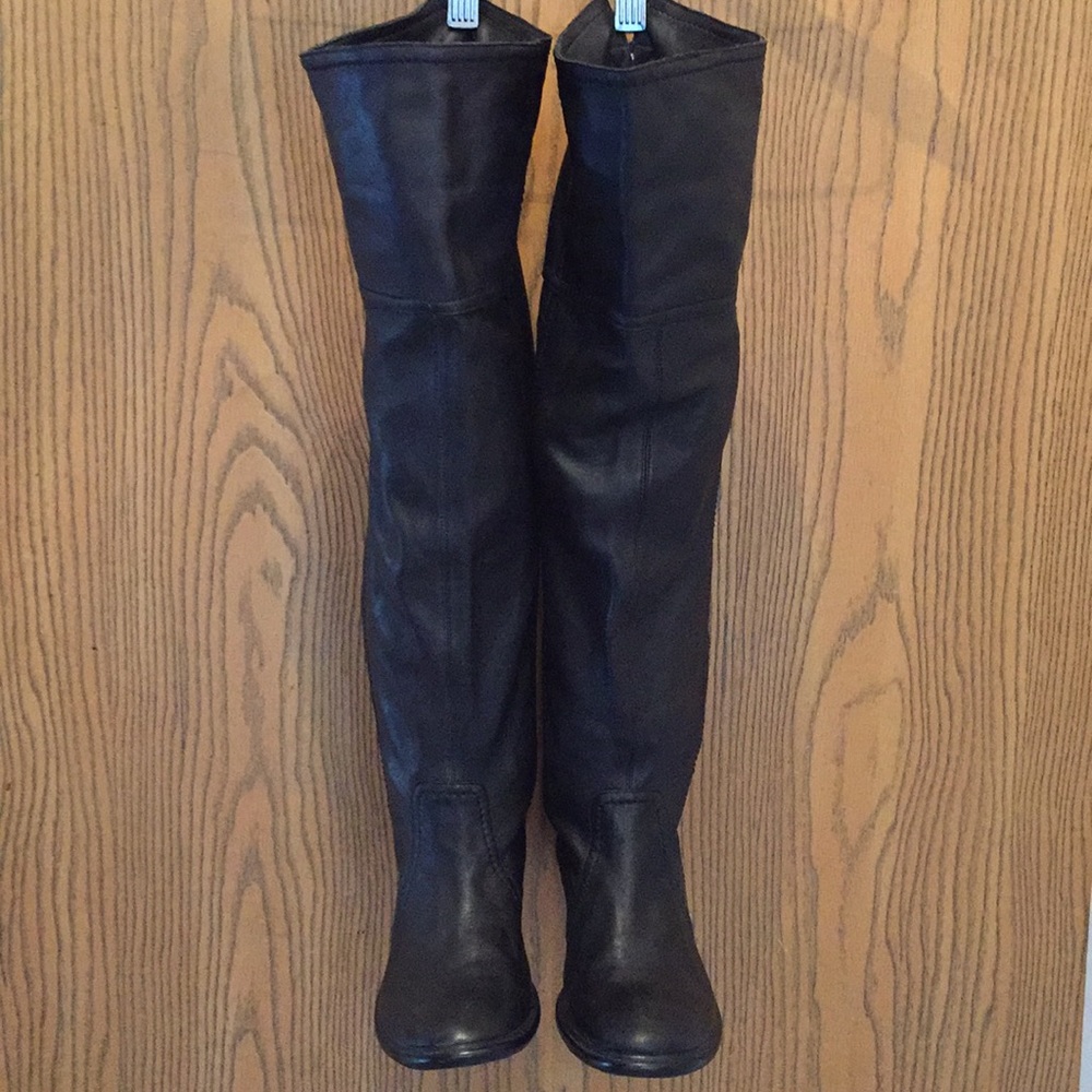 Black Real Soft Leather Flat Boots Size 6 /half
